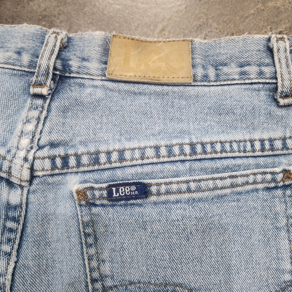 Vintage 90s Lee Women's 13M 32" Waist Cut Off Denim Mom Indie Jorts Shorts - Picture 2 of 10